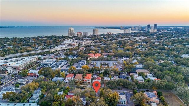 2313 W BRISTOL AVENUE, Tampa, FL 33609