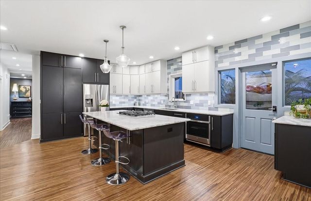 2313 W BRISTOL AVENUE, Tampa, FL 33609