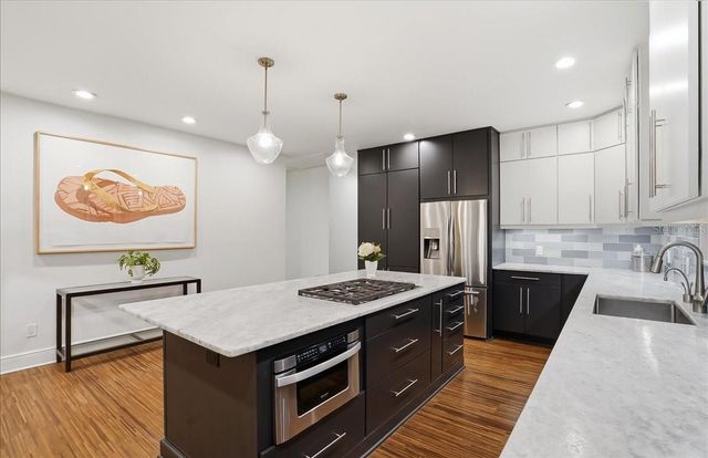 2313 W BRISTOL AVENUE, Tampa, FL 33609