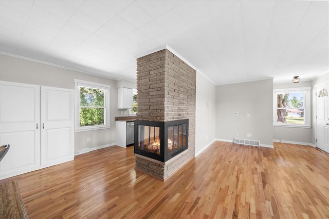 6737 Vreeland Road, Ypsilanti, MI 48198