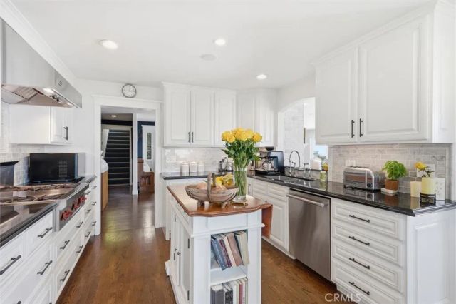 1 Diamonte Lane, Rancho Palos Verdes, CA 90275