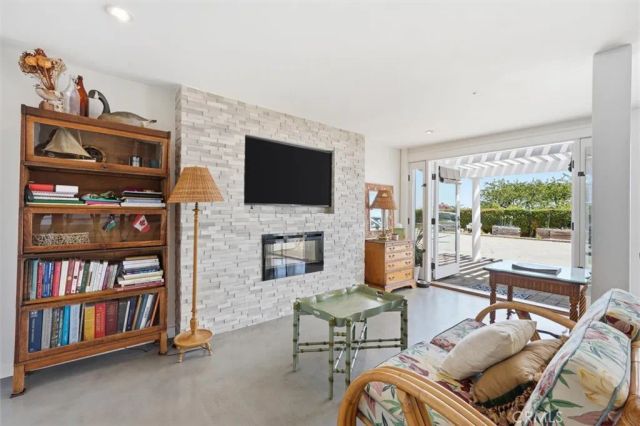 1 Diamonte Lane, Rancho Palos Verdes, CA 90275