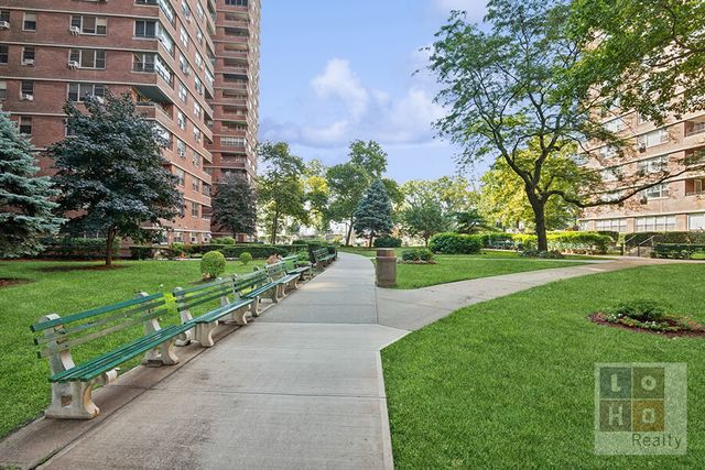 455 Fdr Dr Apt B502, New York City, NY 10002