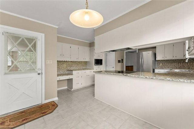 4118 Mountain View Road, Oakwood, GA 30566