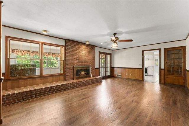 4118 Mountain View Road, Oakwood, GA 30566