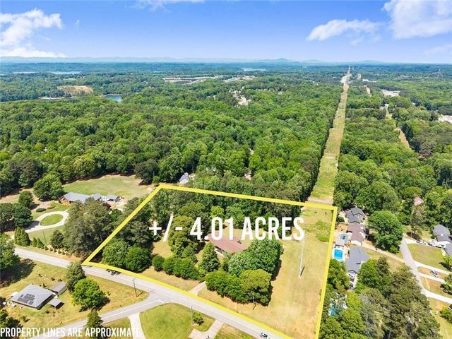4118 Mountain View Road, Oakwood, GA 30566