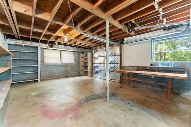 4118 Mountain View Road, Oakwood, GA 30566