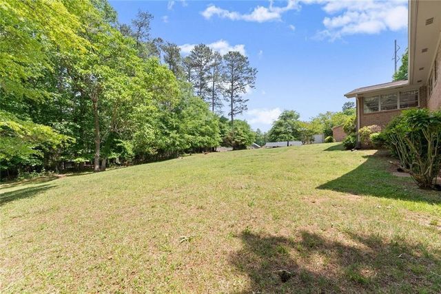 4118 Mountain View Road, Oakwood, GA 30566