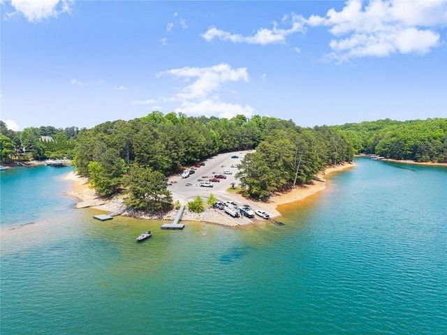 4118 Mountain View Road, Oakwood, GA 30566