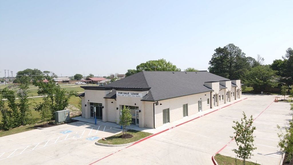 501 Pine Ridge Drive 300, Aubrey, TX 76227