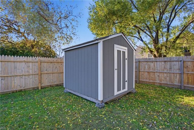 1713 Delaney ST, Virginia Beach, VA 23464