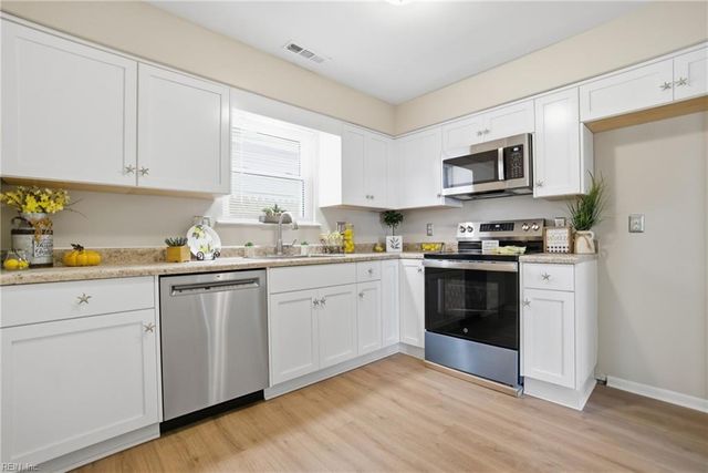 1713 Delaney ST, Virginia Beach, VA 23464