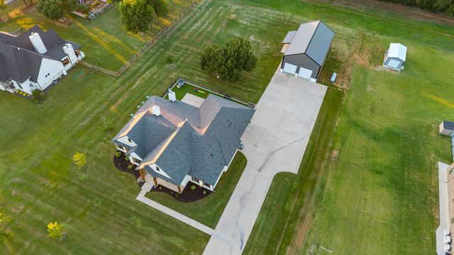 7360 Shady Oak Drive, Aubrey, TX 76227