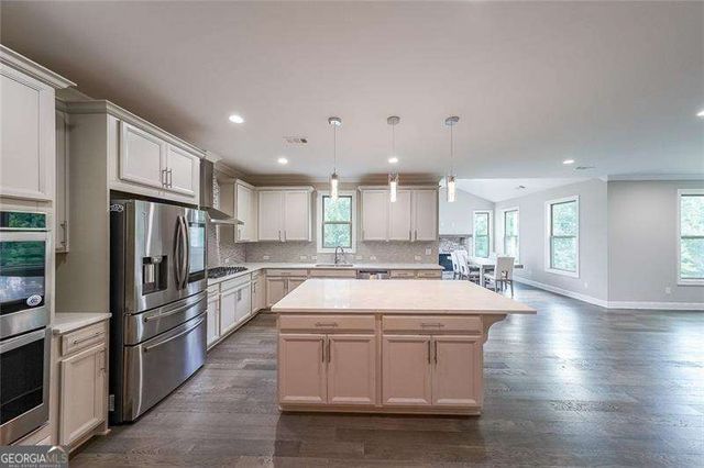 633 Wynnewood Court SW, Powder Springs, GA 30127