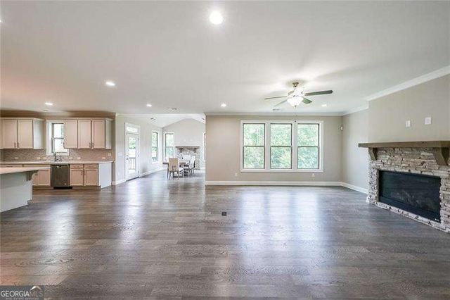 633 Wynnewood Court SW, Powder Springs, GA 30127