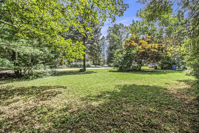 3446 Charing Cross Road, Ann Arbor, MI 48108