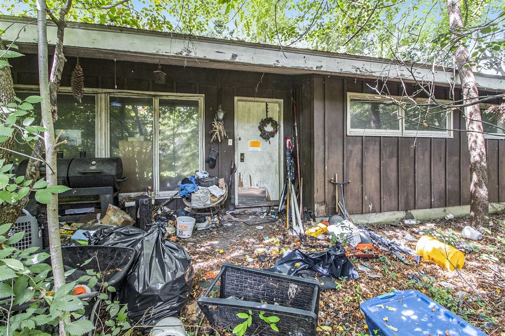 3446 Charing Cross Road, Ann Arbor, MI 48108