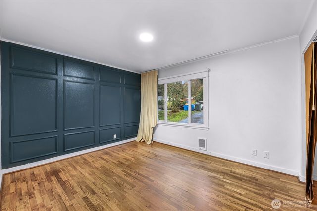 16040 26th Avenue NE, Shoreline, WA 98155