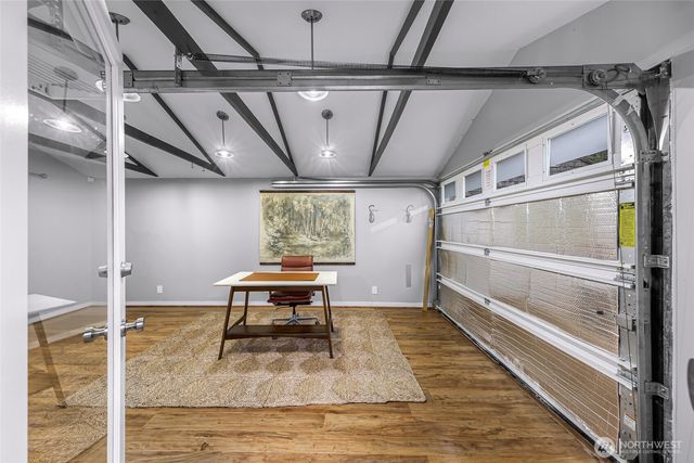 16040 26th Avenue NE, Shoreline, WA 98155