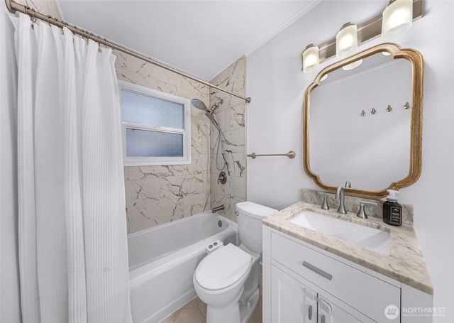 16040 26th Avenue NE, Shoreline, WA 98155