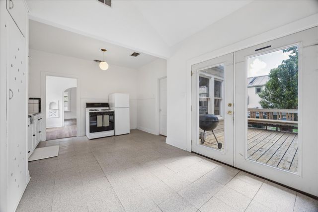 3906 Becker Ave, Austin, TX 78751