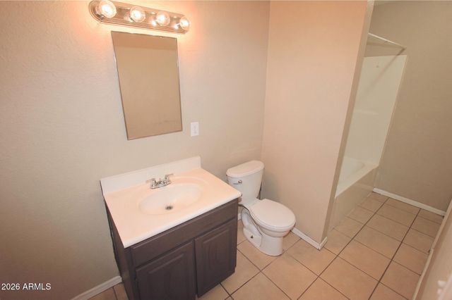2747 E Chipman Road 2, Phoenix, AZ 85040