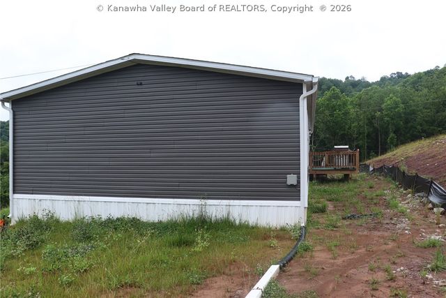 972 Dairy Road, Poca, WV 25159