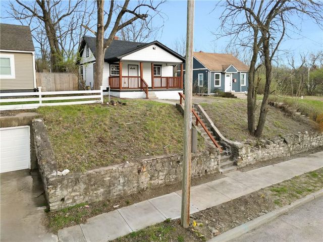 3837 Olive Street, Kansas City, MO 64109