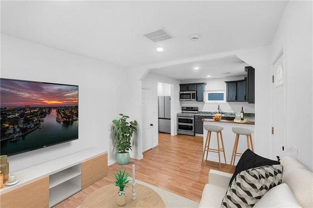 3837 Olive Street, Kansas City, MO 64109