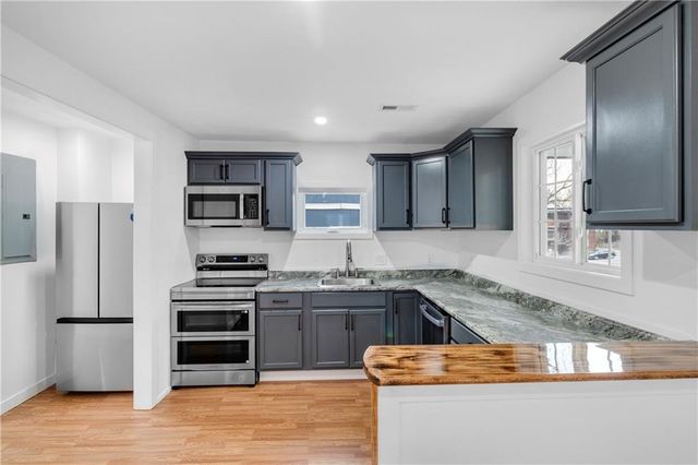 3837 Olive Street, Kansas City, MO 64109