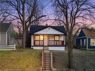 3837 Olive Street, Kansas City, MO 64109