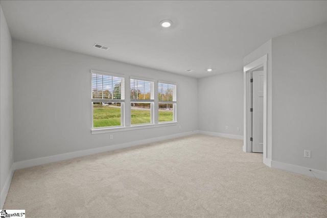 409 W Parima Court, Spartanburg, SC 29301