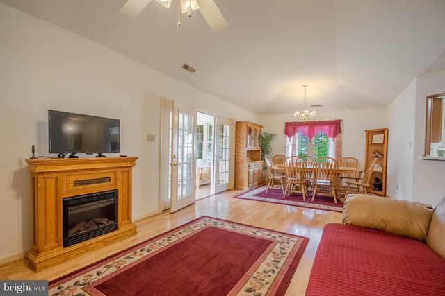 907 W SCHUMAKER MANOR DR, Salisbury, MD 21804