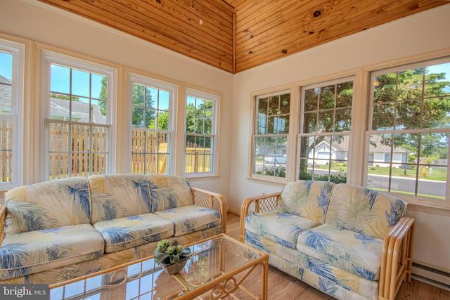 907 W SCHUMAKER MANOR DR, Salisbury, MD 21804