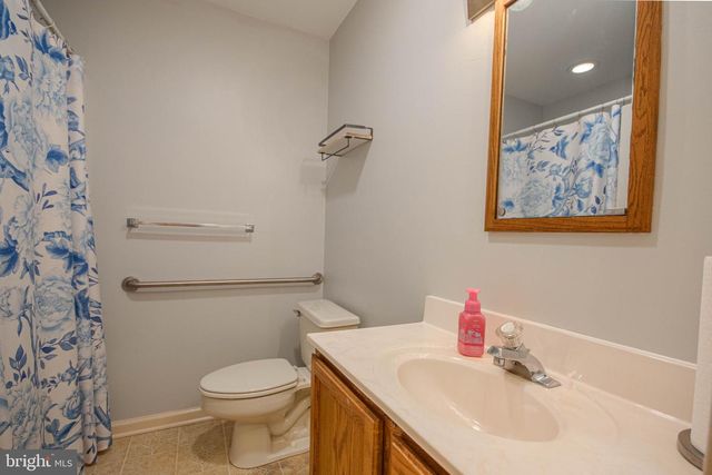 907 W SCHUMAKER MANOR DR, Salisbury, MD 21804