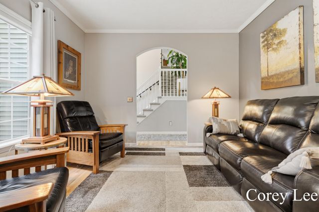 8484 Rocky Pines Drive NE, Rockford, MI 49341