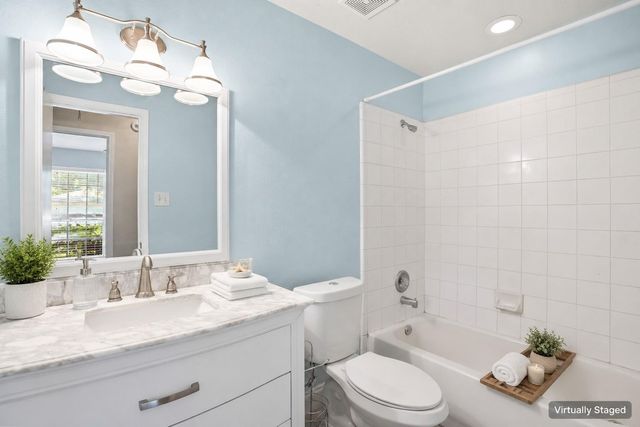 17027 Clan Macintosh Drive, Houston, TX 77084