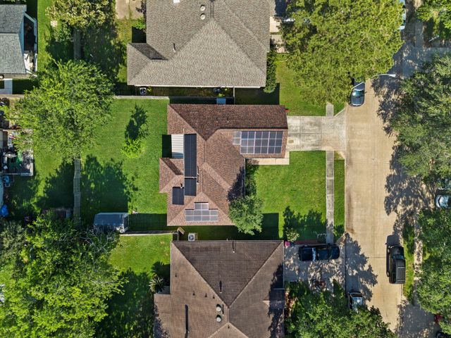 17027 Clan Macintosh Drive, Houston, TX 77084