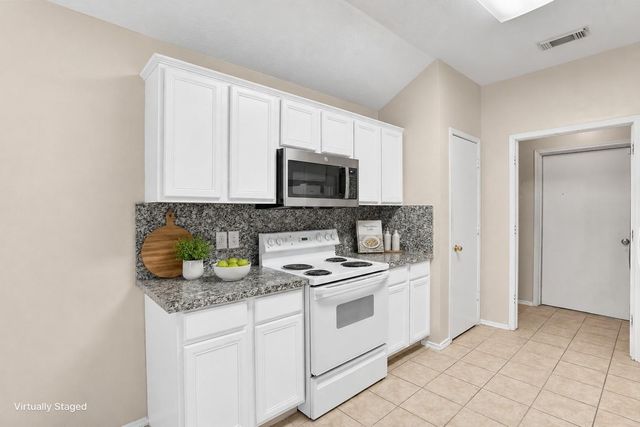 17027 Clan Macintosh Drive, Houston, TX 77084