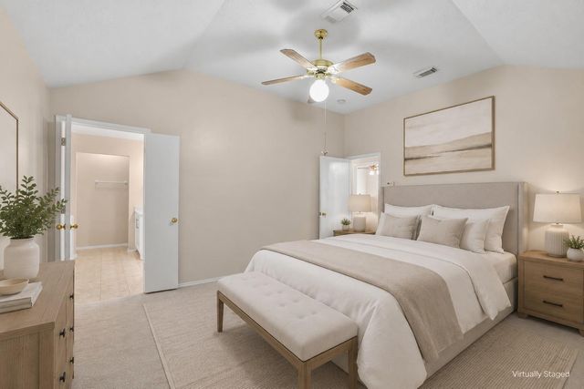 17027 Clan Macintosh Drive, Houston, TX 77084