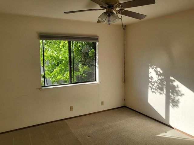 44 Lodato Avenue 205, San Mateo, CA 94403
