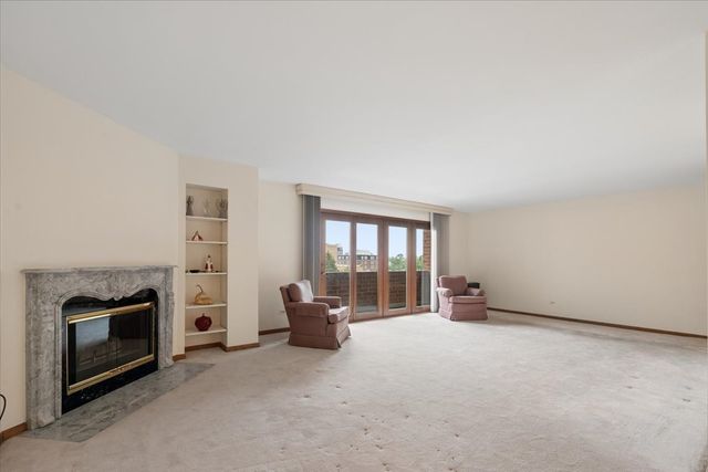 101 S Summit Avenue 512, Park Ridge, IL 60068