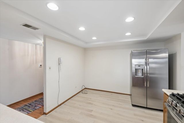 101 S Summit Avenue 512, Park Ridge, IL 60068