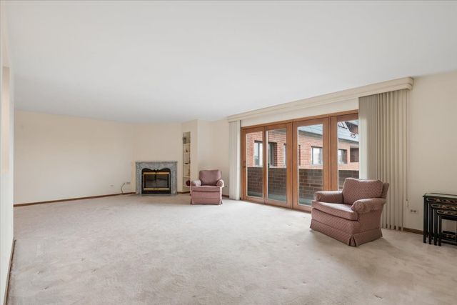 101 S Summit Avenue 512, Park Ridge, IL 60068