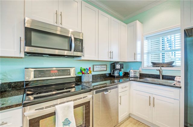 700 Island Retreat 47, Port Aransas, TX 78373