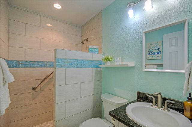 700 Island Retreat 47, Port Aransas, TX 78373