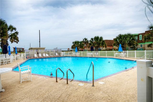 700 Island Retreat 47, Port Aransas, TX 78373