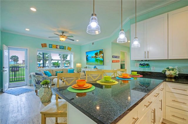 700 Island Retreat 47, Port Aransas, TX 78373