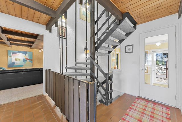 6644 Peninsula Drive, Traverse City, MI 49686