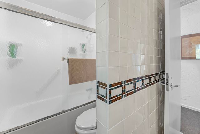 6644 Peninsula Drive, Traverse City, MI 49686